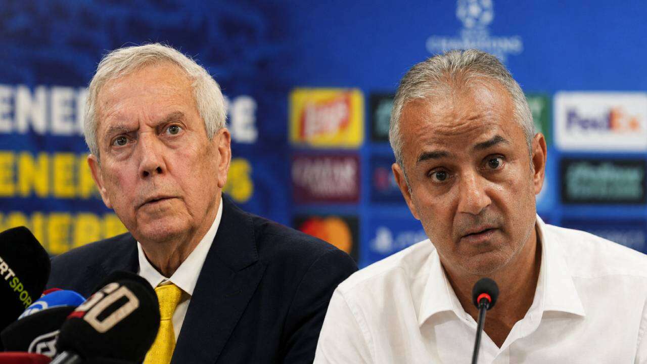 Fenerbahçe'de İsmail Kartal'ın bileti kesildi: Final yapacağı maçı resmen açıkladı, Aziz Yıldırım o tarihte gönderecek! 1